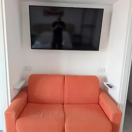 The Essential - Reggia Di 4* Caserta