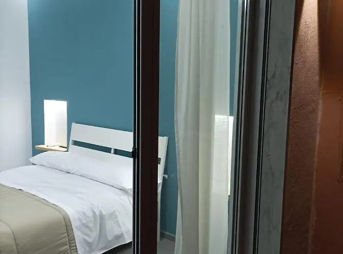 Bed & Breakfast The Essential - Reggia Di 4*